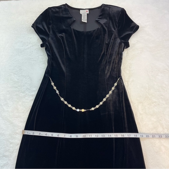 Vtg SCARLETT Stretch Velvet  Midi Pencil Dress Sz 9/10 Black Queen Ann Neckline - Picture 14 of 14